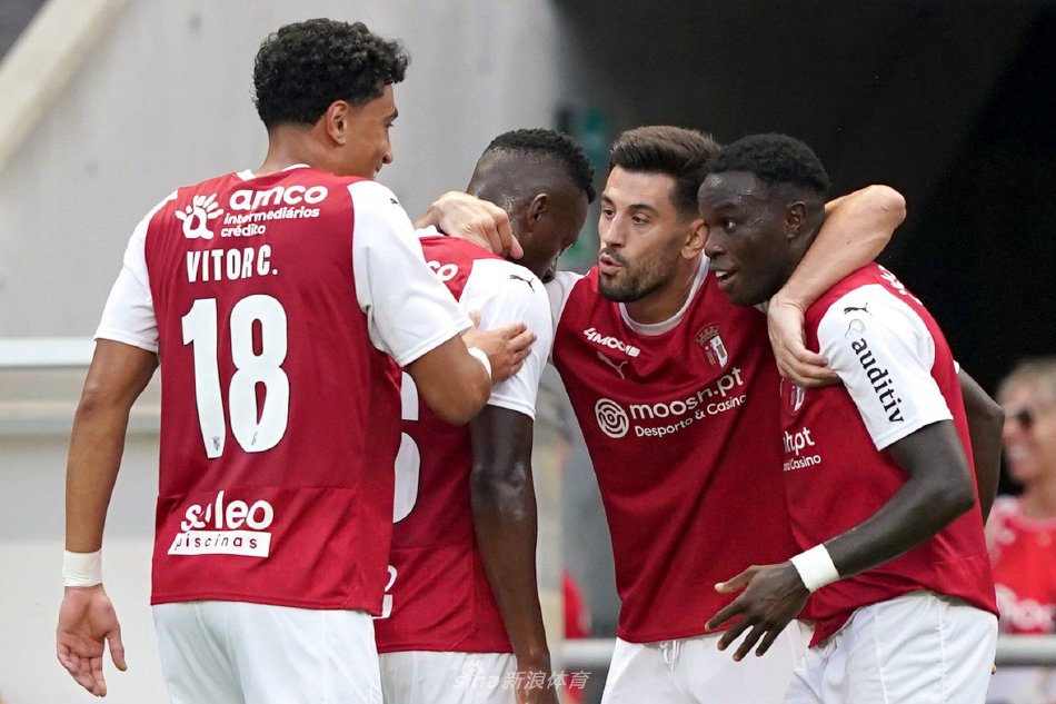 归化球员的 归化球员的