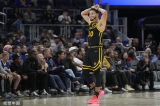 他的手臂无 他的手臂无