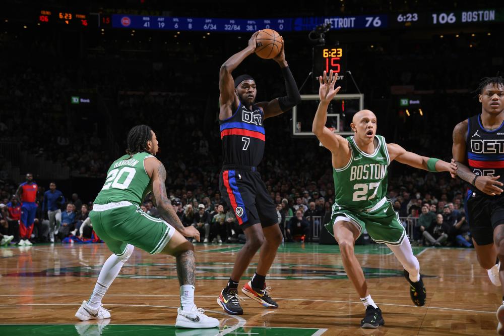 纳展现了极 纳展现了极